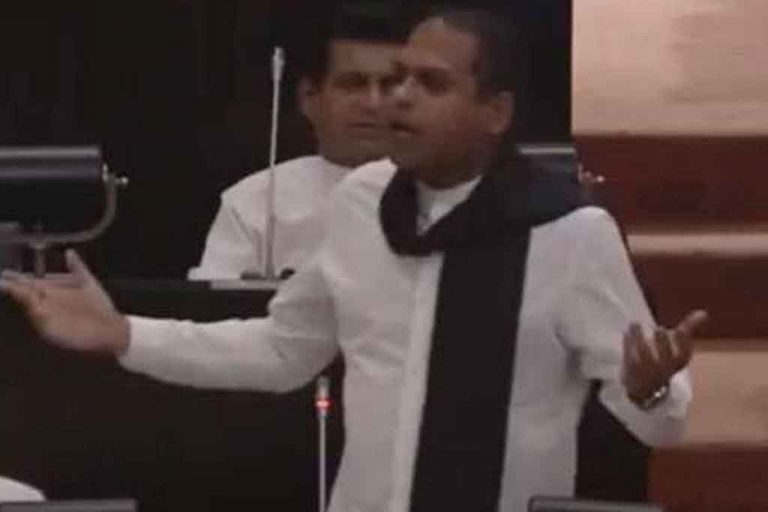 මම ස්වාධීන වෙන්නෙ සජිත් අගමැතිකම බාරගත්තෙ නැත්තං තමයි – හරීන්