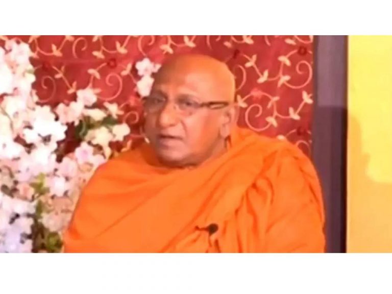 බුද්ධංගල ආනන්ද හිමි හා පුනරුත්ථාපන කොමසාරිස් ආනන්ද වීරසේකර