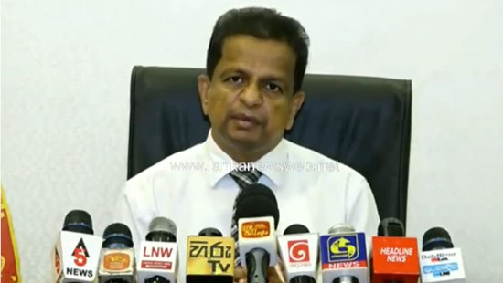 වැඩවර්ජනය ගැන කණගාටුයි. පත්වීම් ලේඛනයට අත්සන් කිරීමේ බලයක් GMOA එකට නැහැ! (VIDEO)