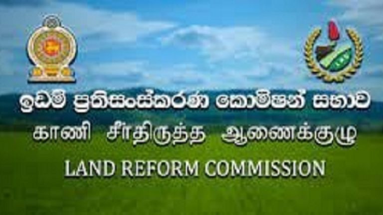 රජයේ සේවයට මල් මිටක් හිමිවෙන කථාවක්