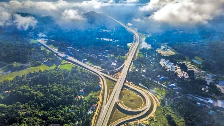 දිනෙන් දින අලුත්වෙවී දියුණු වන අපේ මාර්ග පද්ධතිය