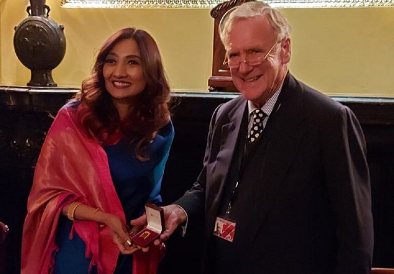එක්සත් රාජධානියේ ශ්‍රී ලංකා මහ කොමසාරිස්වරිය කොන්සර්වේටිව් විදේශ හා පොදුරාජ්‍ය මණ්ඩලය අමතයි