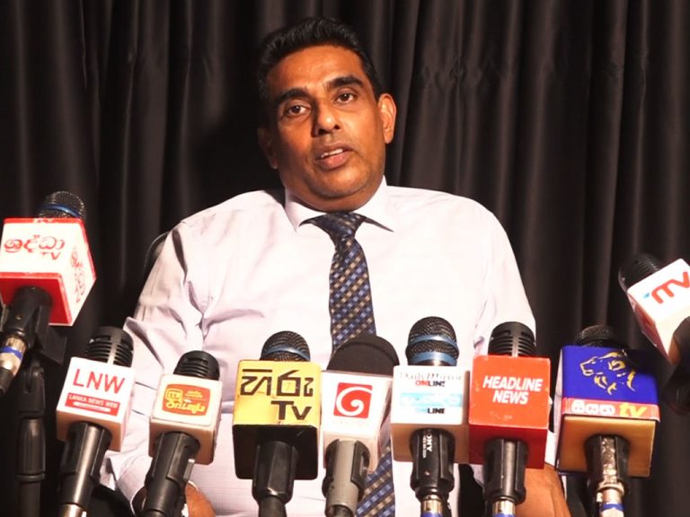 මණ්ඩලේ කචල් කළේ විදුලි ඉන්ජිනේරුවෝමයි – CEB ඉංජිනේරුවන්ගෙන්ම ඉංජිනේරුවන්ට චෝදනා (VIDEO)
