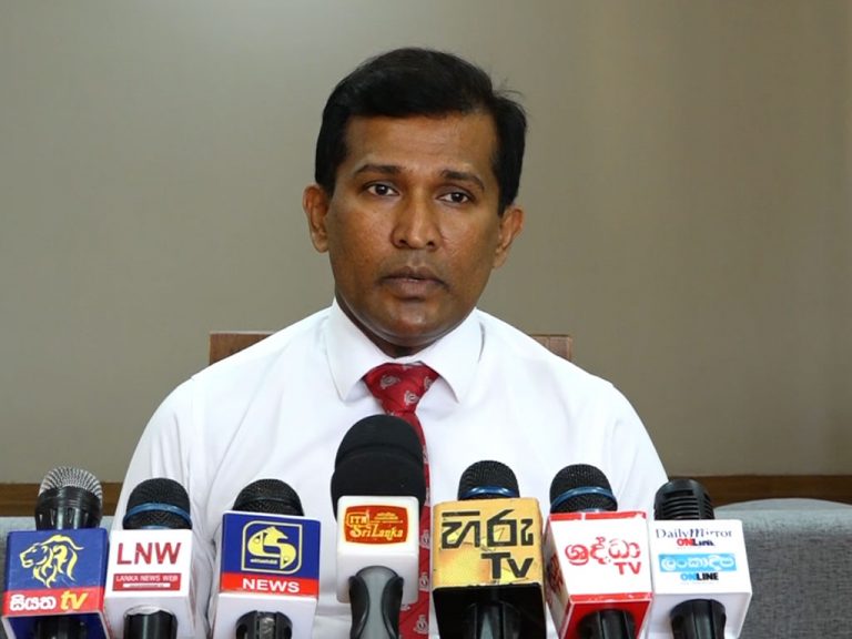 රැපිඩ් ඇන්ටිජන් කට්ටලවල හිඟයට අමාත්‍යාංශය තවමත් විසඳුම් දී නැහැ – GMOA (VIDEO)