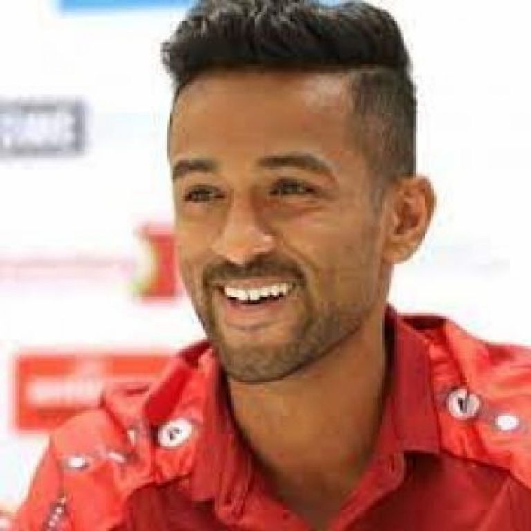 වසීම් එකට