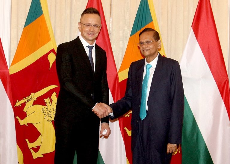 හංගේරියානු විදේශ කටයුතු සහ වෙළඳ අමාත්‍යවරයා ශ්‍රී ලංකාවේ සංචාරයක නිරත වේ