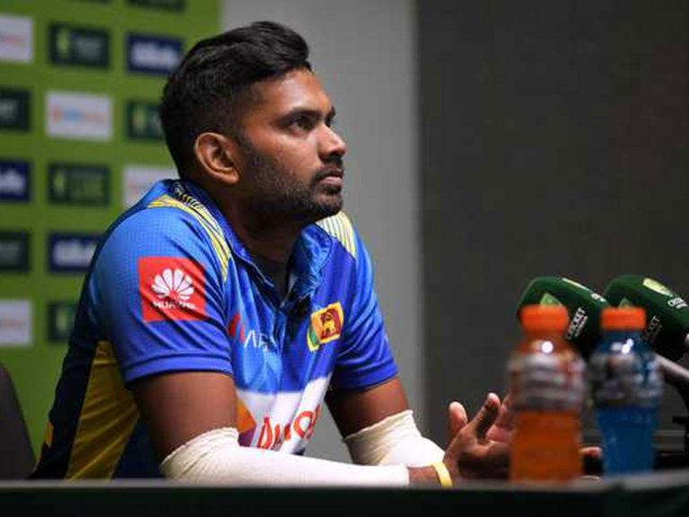 සමුගැනීමේ තීරණය වෙනස් කරන්න – මාලිංග භානුකගෙන් ඉල්ලයි