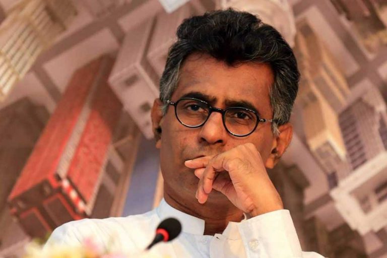 රනිල්ගේ කමිටුව නිසා චම්පික මග නවතී ….