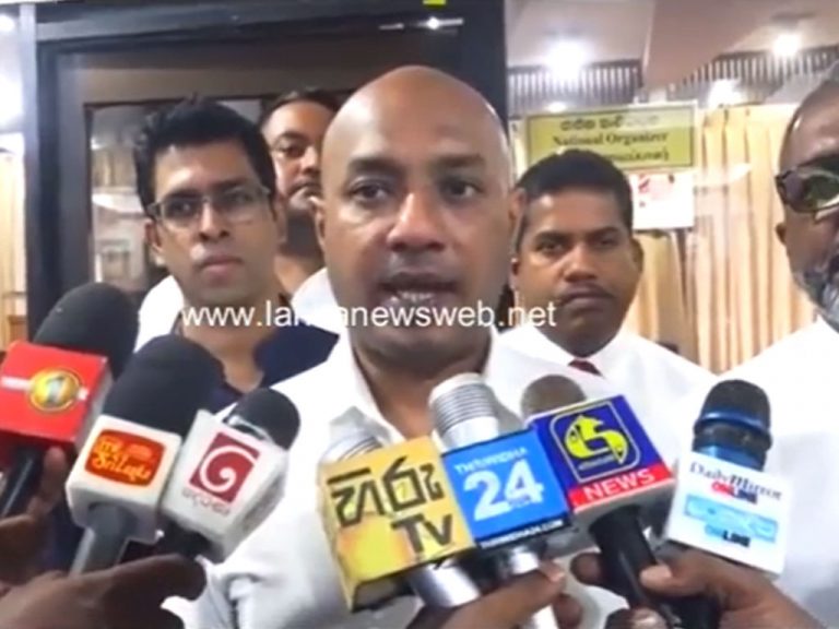 වෙන්ඩ කැබිනට් ඇමති දුමින්දගේ තනතුරුත් අහිමි කරයි