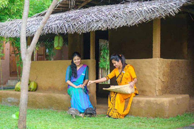 ඔබ තුළ සිටින ගැමියා මුලින් මරා දමන්න …