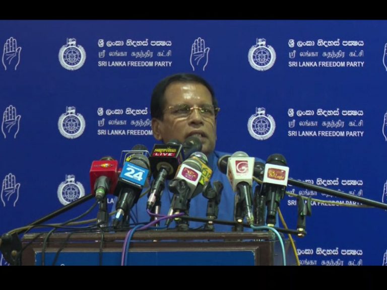 පොහොට්ටුවේ කනට ගැසූ මෛත්‍රීගේ උකුසු බකුසු කතාව! (VIDEO)
