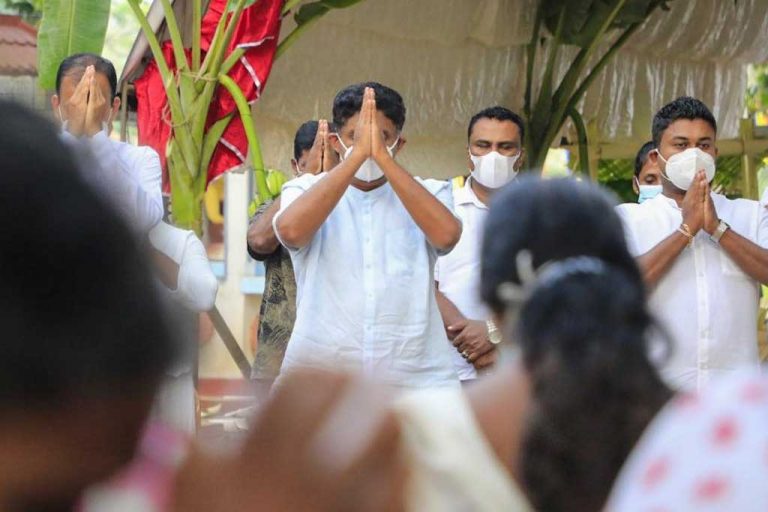 මේ අන්ධකාරය මැද එකම රිදී රේඛාව සමගි ජන බලවේගයයි – විපක්ෂ නායක සජිත් (VIDEO)