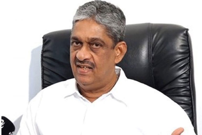 ෆොන්සේකා කන්ණාඩියෙන් දැක්කේ අනෝමාවද ?