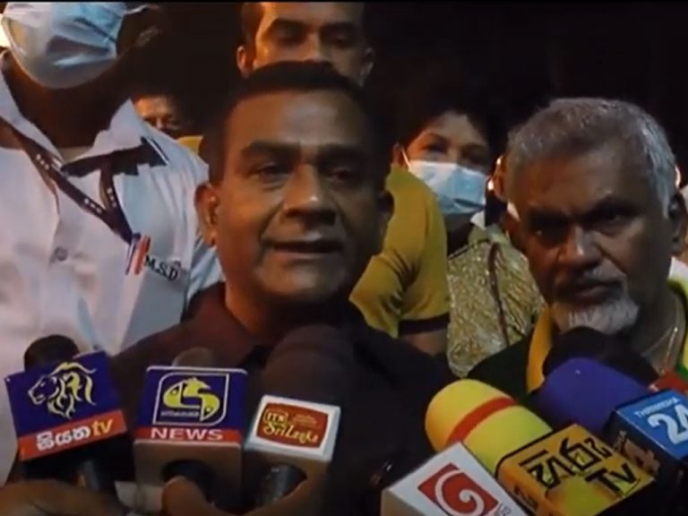 කරන්න ඕනේ කැබිනට් සංශෝධනය නෙවෙයි ඉල්ලා අස්වෙන එක – තිස්ස(VIDEO)