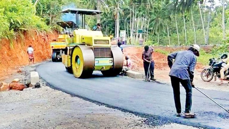 ගමට ව්‍යාපෘති ලක්ෂයක්