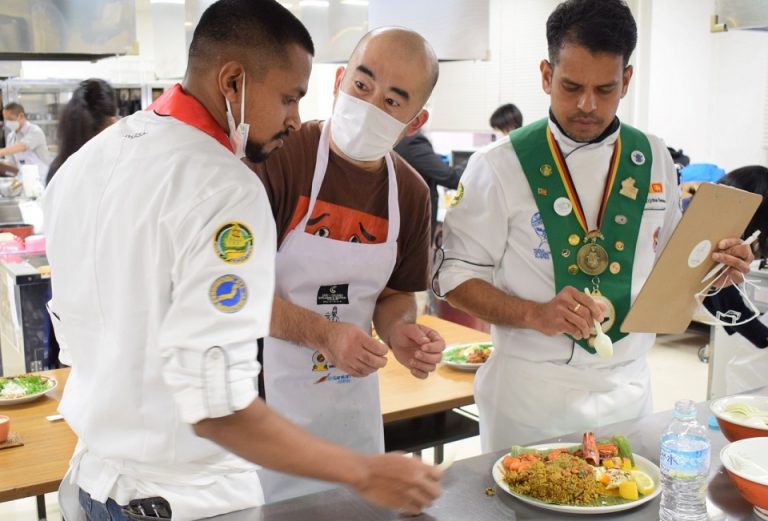 ජපානයේ ශ්‍රී ලංකා තානාපති කාර්යාලය ජපන් ජාතිකයින් සඳහා සජීවී ශ්‍රී ලාංකීය ආහාර පිසීමේ තරඟාවලියක් සංවිධානය කරයි