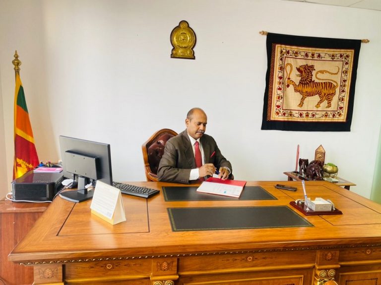 මැලේසියාවේ නම්කළ නව ශ්‍රී ලංකා මහ කොමසාරිස්වරයා සිය රාජකාරි අරඹයි