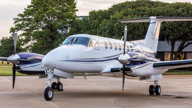 ඇමරිකාවේ නිශ්පාදිත Beechcraft King Air 360ER ගුවන්යානය ශ්‍රී ලංකාවට
