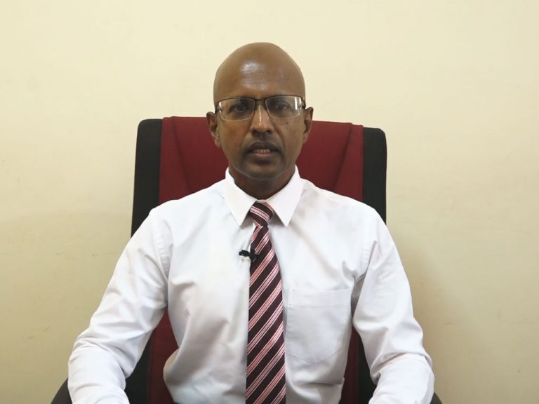 සියලුම මෘත දේහ සඳහා අනිවාර්ය කර තිබුණු PCR පරීක්ෂාවේ වෙනසක්!(VIDEO)