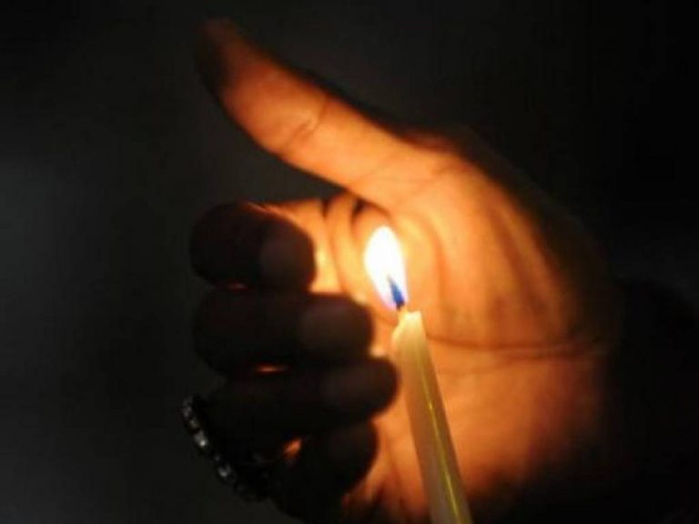 ලොවම බලශක්ති අර්බුදයක ගිලී සිටියදී පැය 19 ක් විදුලිය දෙන එකම මදිද ?