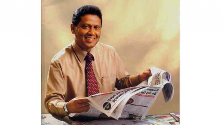 එක්තරා යුගයක ආලෝකයේ මිනිසා – බන්දුල පද්මකුමාර