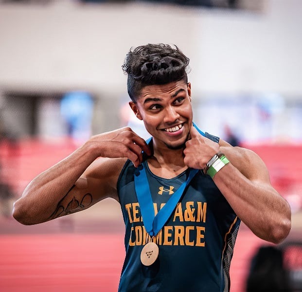 උෂාන් සෙන්ටි මීටරයක් ගාණ උස්සයි