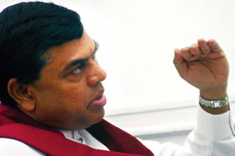 පුරවැසිභාවය අත්හරින්න අද රෑ බැසිල් ඇමරිකාවට ….