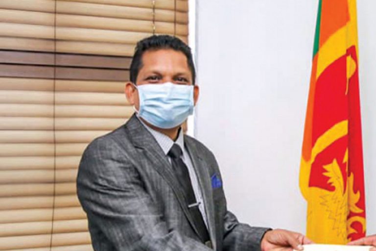 තවත් රාජ්‍ය ආයතන ප්‍රධානියෙක් ඉල්ලා අස්වෙයි