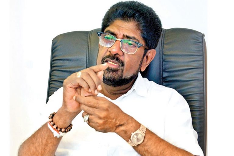 සෞඛ්‍යය අමාත්‍යවරයා වාර්තා කැඳවයි