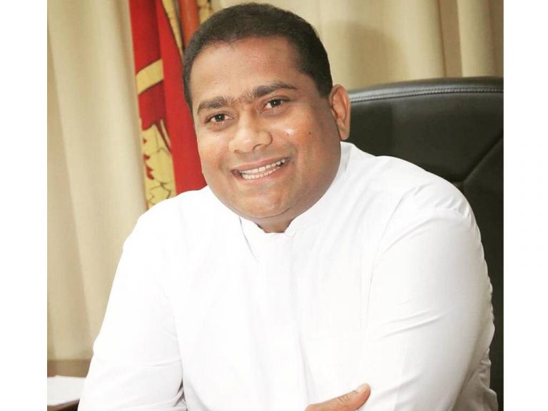 බෝඩ්ලෑලි ජාත්‍යන්තර ගුවන් තොටුපල චොකා මල්ලිට !