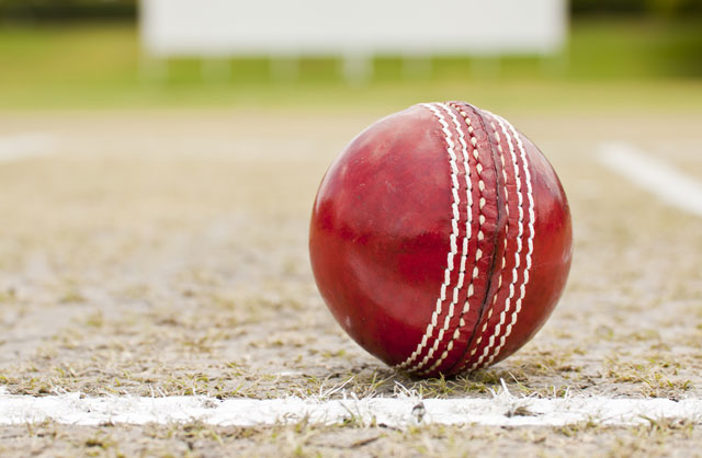 හෙට දවසට එන්න පරිස්සමෙන් පාවඩ එලන්න