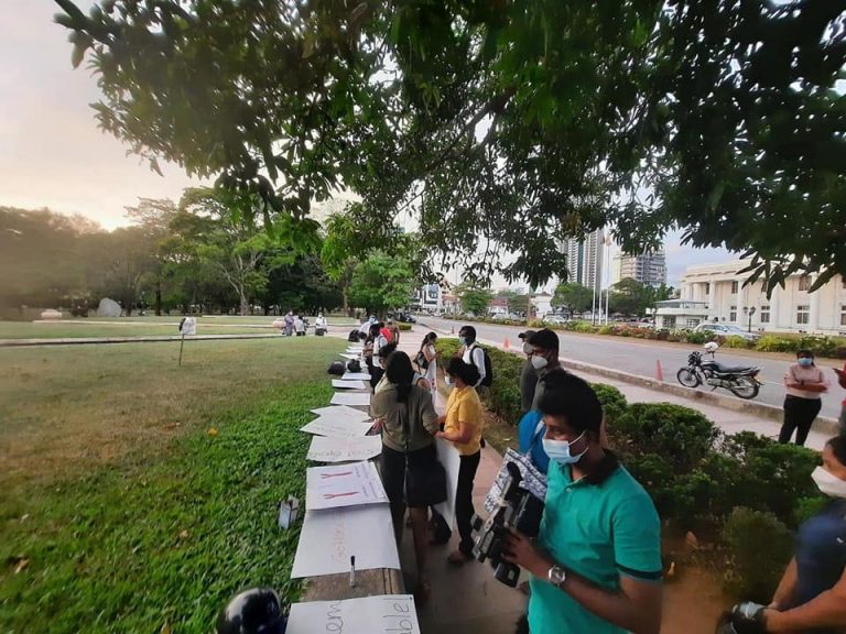 අරාබි වසන්තය ලංකාවට අවශ්‍යම නැත