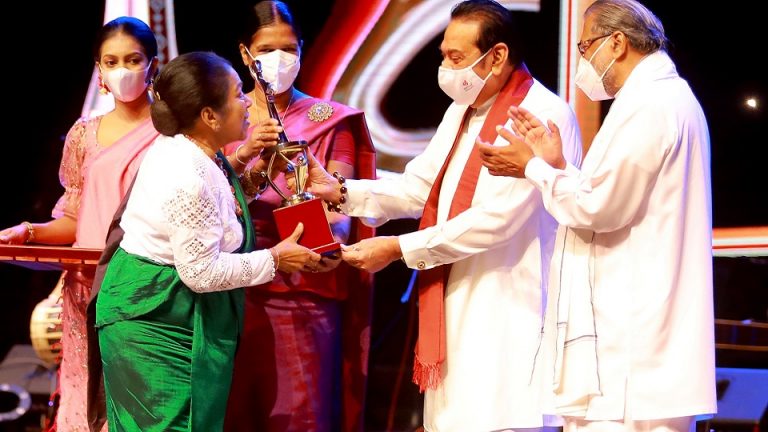 අගමැතිගේ ප්‍රධානත්වයෙන් පැවැති රාජ්‍ය නාට්‍ය උලෙළ – 2021 සම්මාන ප්‍රදානෝත්සවය
