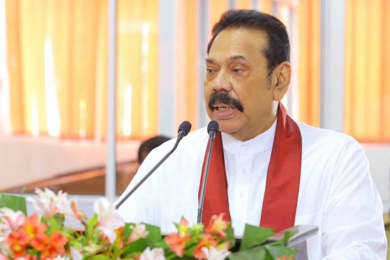 තෙල් අර්බුදයක් තිබුණේ නෑ. දේශපාලන අවබෝධයක් නැති ඇමතිගේ ප්‍රකාශ නිසා ජනතාව කලබල වුණා – මහින්ද (VIDEO)