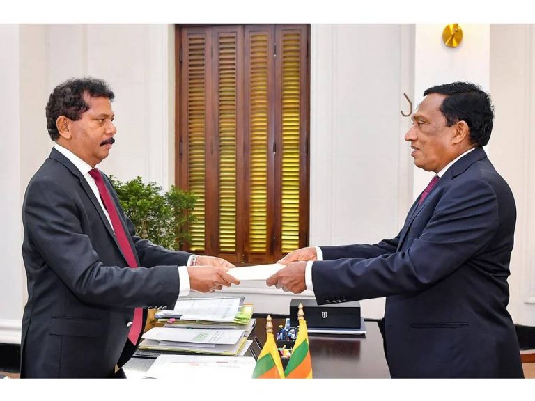 ආපදා කළමනාකරණ රාජ්‍ය අමාත්‍යංශයේ ලේකම් ධුරය පාලිත ප්‍රනාන්දුට