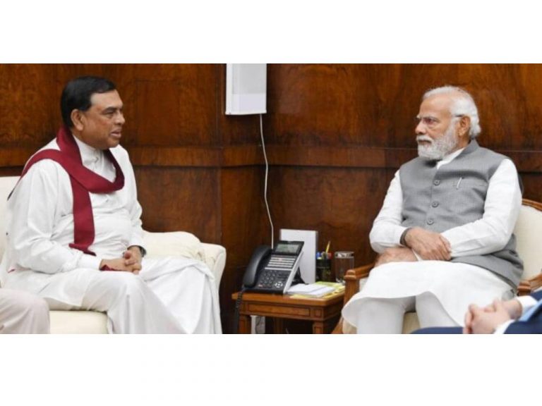 ඉන්දියාවේ නිළ සංචාරයක නිරත බැසිල් ඉන්දීය අගමැති හමුවෙයි