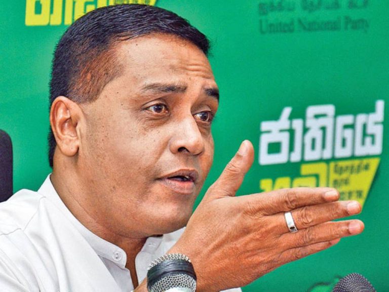 රැස්වීම්වලට ආවට ඡන්ද වැටෙන්නෙ නෑ – ජාජබ රැළිය ගැන සජබ තක්සේරුව