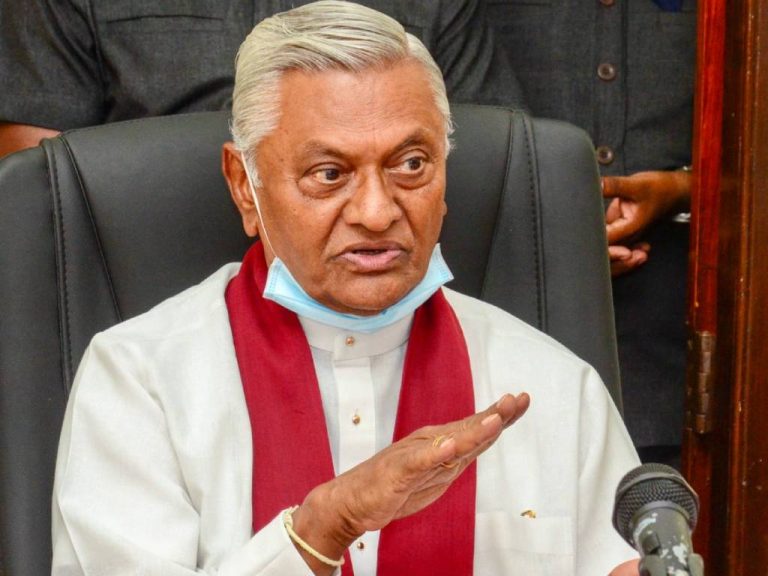 මිනිස්සු අපිට බනිනවා තමයි ඒත් ඉල්ලා අස්උනා කියලා ප්‍රශ්න විසඳෙනවද ? – චමල් රාජපක්ෂ