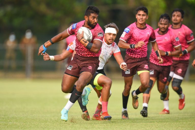 රගර් රිවර්ස් කරන්න ඉල්ලයි