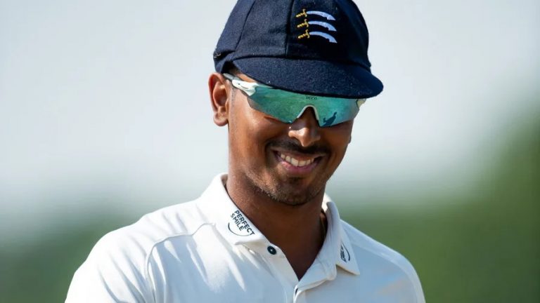 සැඬ සුනාමි මැඬ එංගලන්ත ප්‍රාන්ත තරගාවලියේ ඉඬ හදාගත් තිලාන්