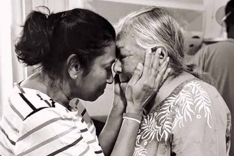 ජනාධිපති ආර්යාවගේ මව අභාවප්‍රාප්ත වේ …