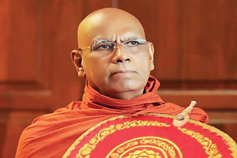 රට ගොඩගන්න ආගමික සිද්ධස්ථානවල ධනය මහා භාණ්ඩාගාරයට දෙන්න – ඕමල්පේ හිමි