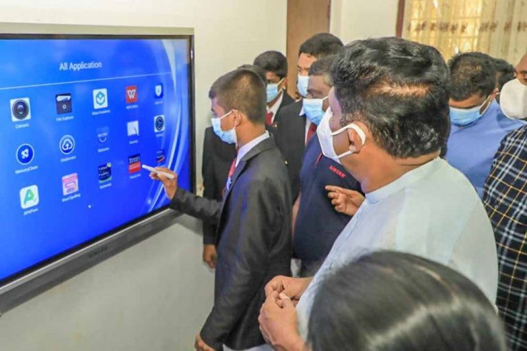 කැප කිරීම පටන් ගත යුත්තේ පාලකයායි. එහෙම නැතිව ජනතාවගෙන් ඉල්ලන්න එපා – සජිත් (VIDEO)