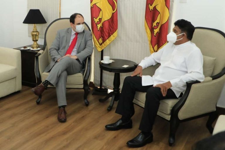 විපක්ෂ නායක සජිත් සහ මෙරට නවසීලන්ත තානාපතිවරයා අතර හමුවක් (VIDEO)