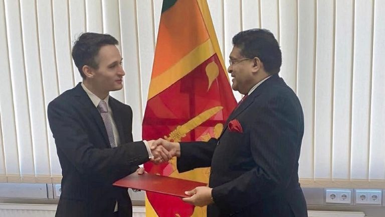ශ්‍රී ලංකාව සඳහා ටිරෝල් හි නිර්වේතනික කොන්සල්වරයා අභිනවයෙන්පත් කරනු ලැබේ