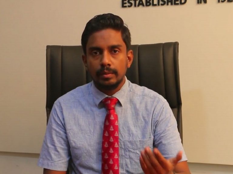 ආර්ථික අර්බුදය මධ්‍යයේ කඩා වැටෙන ශ්‍රී ලංකාවේ සෞඛ්‍යය සේවය! (VIDEO)