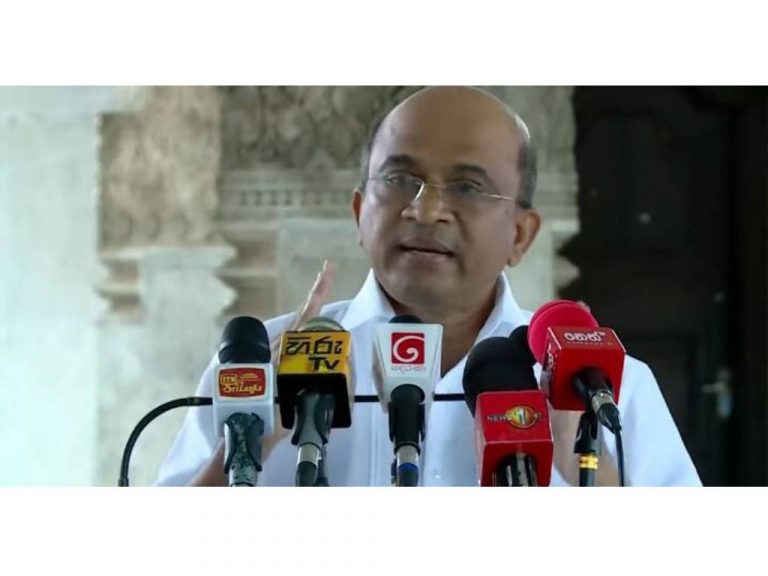 තවත් මාසයක් යනකොට රට බංකොලොත් – හිටපු විගණකාධිපති