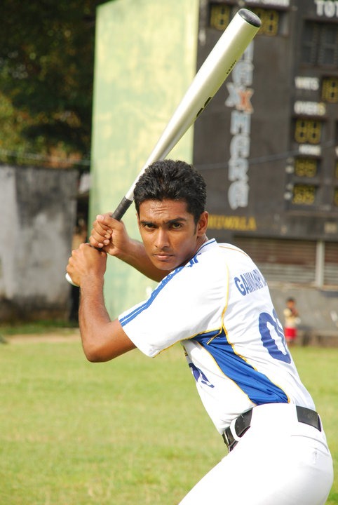 ගම්මන්පිල ලෝක බේස්බෝල් සම්මේලනය අමතයි