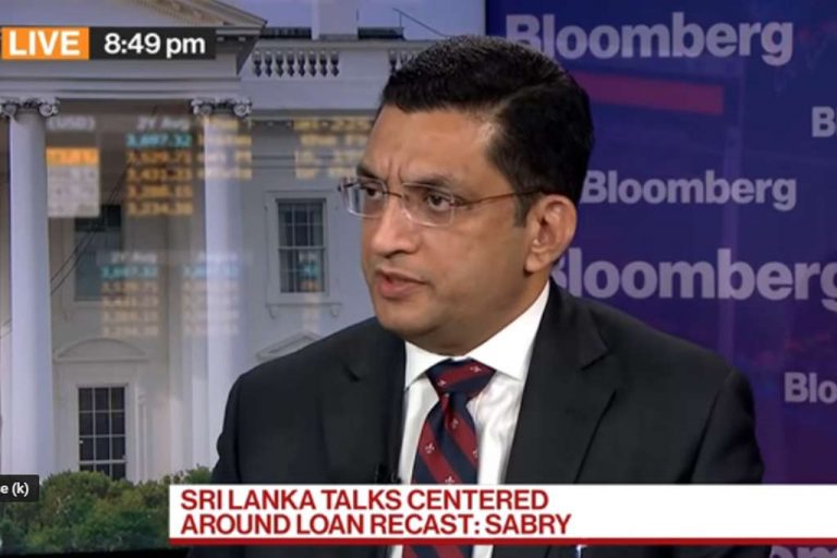 අලි සබ්‍රි නිසා ජැනට් යෙලන්ටත් රස්සාව නැතිවෙයිද ?