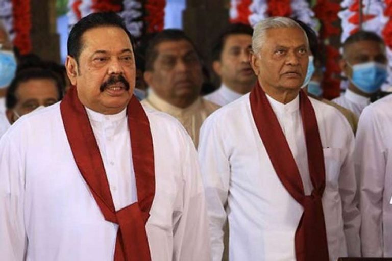 මහින්දට පක්ෂව අත්සන් 35යි. චමල් අත්සන් කරලාත් නැතිලු – මුජිබර්